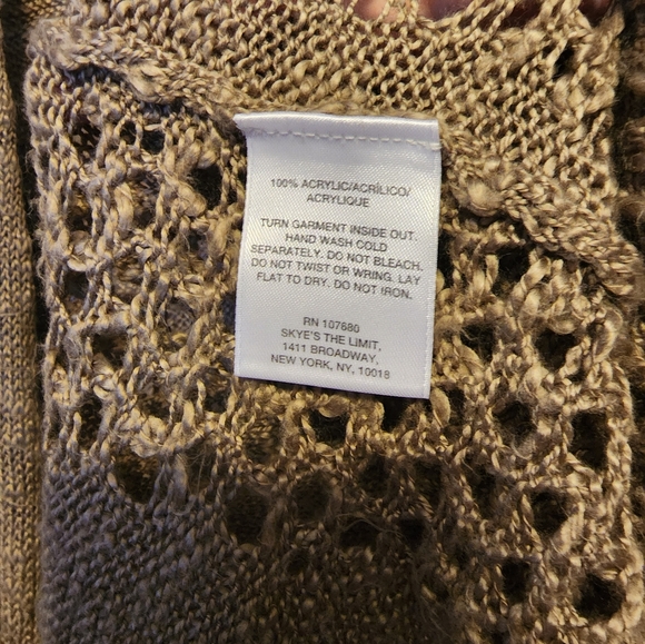 Cardigan - Picture 4 of 4